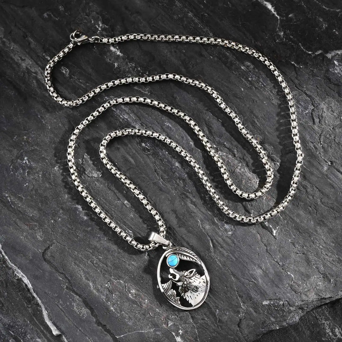 Wolf Head Turquoise Pendant Necklace for Men